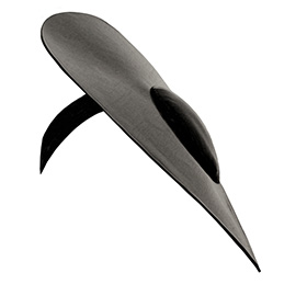 Atsuko Kudo Latex Alejandra Hat in Supatex Black