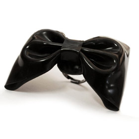 Atsuko Kudo Latex Bow Ring in Supatex Black