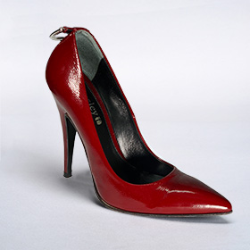 Atsuko Kudo Latex Schueshoo in Bordeaux Patent Leather