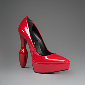 Atsuko Kudo Latex Handmade Vegan Italian Point Pump in Red Patent Vegan